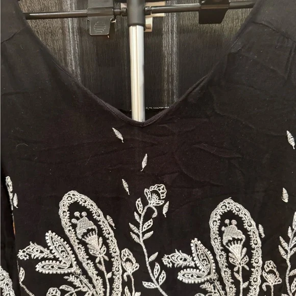 Style & Co. Black and White Embroidered Floral Blouse - Picture 2 of 15